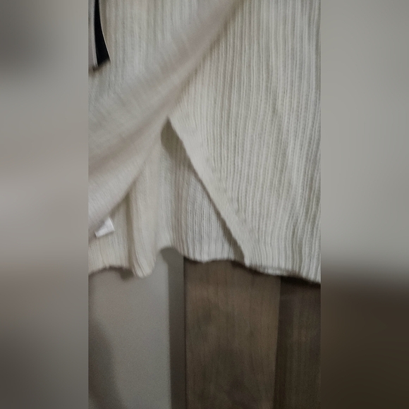 FRENCH CONNECTION Mathilde Embellished Split-Back Sweater top. Size XS NWT - Picture 11 of 12